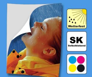 Wir drucken Ihnen hochwertige Selbstklebefolie in Hamburg. Die SK-Folie ist dauerhaft klebend oder wieder ablösbar verfügbar.